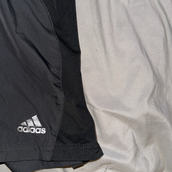 ADIDAS SHORTS - Picture 2 of 4